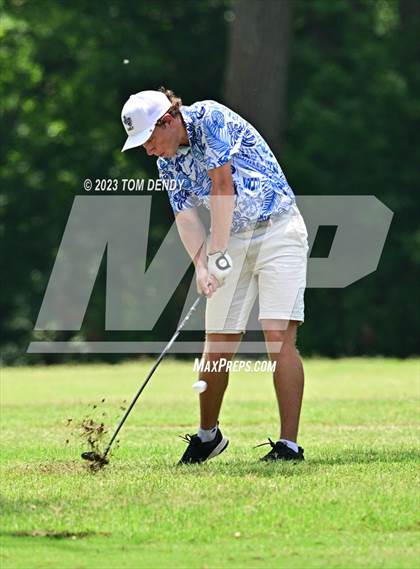 Thumbnail 1 in UIL 3A State Championships photogallery.