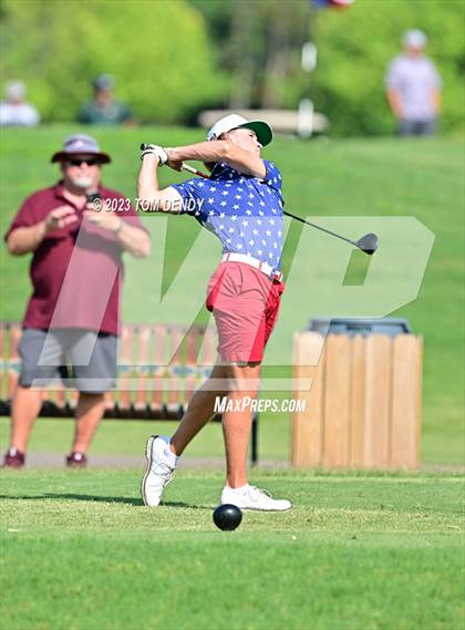 Thumbnail 1 in UIL 3A State Championships photogallery.
