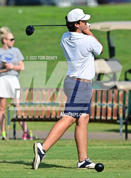 Thumbnail 1 in UIL 3A State Championships photogallery.