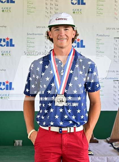 Thumbnail 1 in UIL 3A State Championships photogallery.