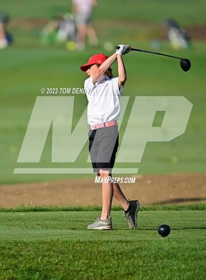 Thumbnail 1 in UIL 3A State Championships photogallery.