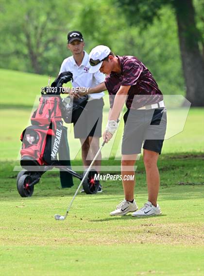 Thumbnail 3 in UIL 3A State Championships photogallery.