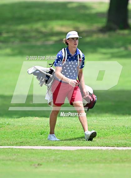 Thumbnail 2 in UIL 3A State Championships photogallery.