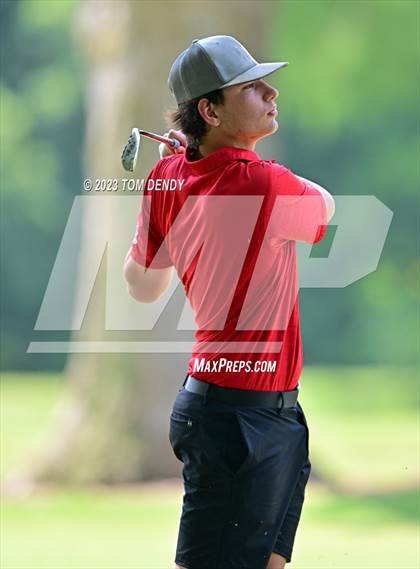 Thumbnail 1 in UIL 3A State Championships photogallery.