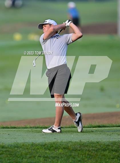 Thumbnail 3 in UIL 3A State Championships photogallery.
