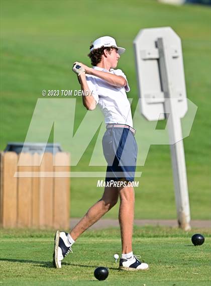 Thumbnail 1 in UIL 3A State Championships photogallery.