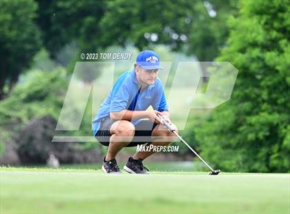 Thumbnail 1 in UIL 3A State Championships photogallery.