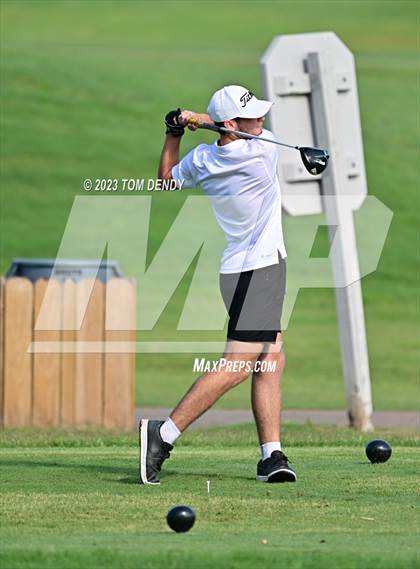 Thumbnail 3 in UIL 3A State Championships photogallery.