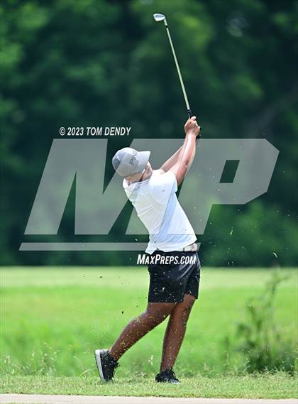 Thumbnail 2 in UIL 3A State Championships photogallery.
