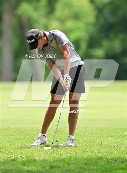 Thumbnail 1 in UIL 3A State Championships photogallery.