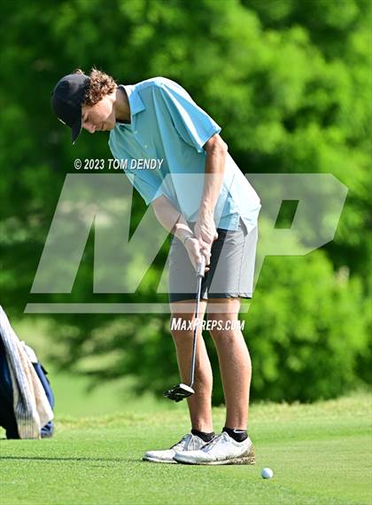 Thumbnail 2 in UIL 3A State Championships photogallery.