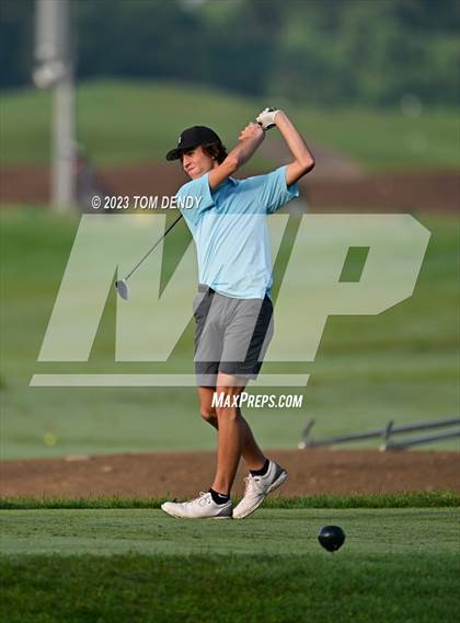 Thumbnail 3 in UIL 3A State Championships photogallery.