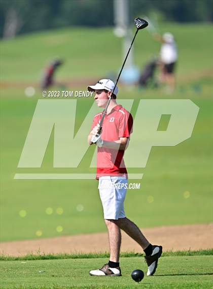 Thumbnail 1 in UIL 3A State Championships photogallery.