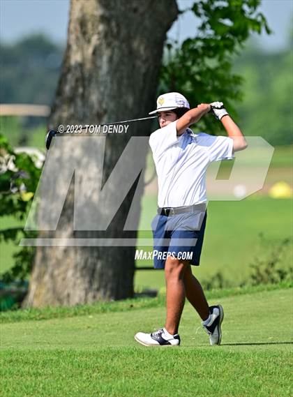 Thumbnail 1 in UIL 3A State Championships photogallery.