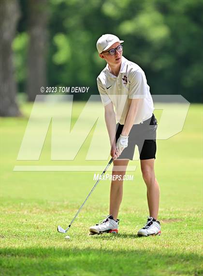 Thumbnail 2 in UIL 3A State Championships photogallery.