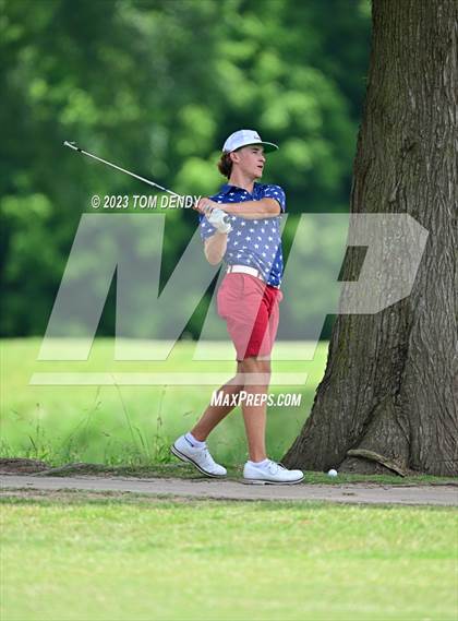 Thumbnail 1 in UIL 3A State Championships photogallery.