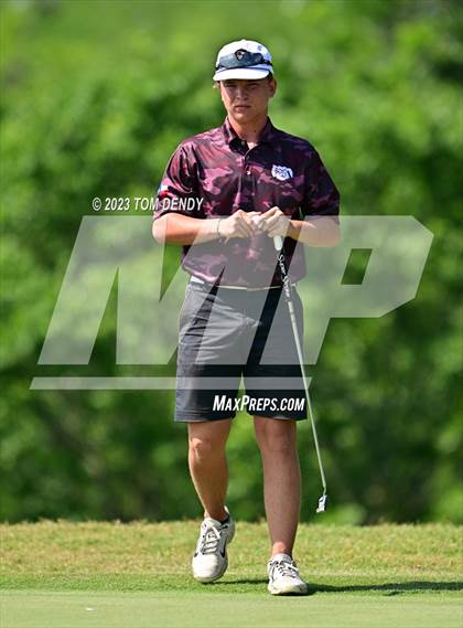Thumbnail 1 in UIL 3A State Championships photogallery.