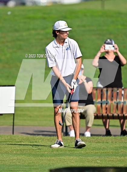 Thumbnail 3 in UIL 3A State Championships photogallery.