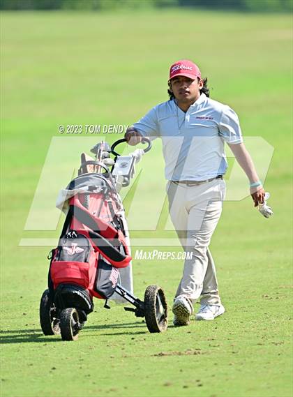 Thumbnail 3 in UIL 3A State Championships photogallery.