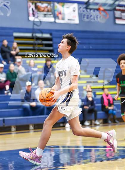 Thumbnail 2 in El Camino @ Vista del Lago photogallery.