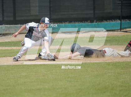 Thumbnail 2 in Willamette vs. Columbia photogallery.