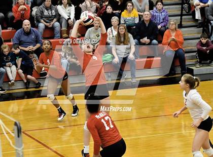 Thumbnail 1 in Marist vs. Mother McAuley Marist vs. Mother McAuley (IHSA 4A Sectional Final) photogallery.