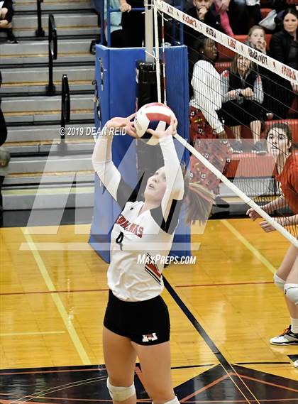Thumbnail 3 in Marist vs. Mother McAuley Marist vs. Mother McAuley (IHSA 4A Sectional Final) photogallery.