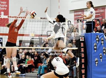 Thumbnail 2 in Marist vs. Mother McAuley Marist vs. Mother McAuley (IHSA 4A Sectional Final) photogallery.