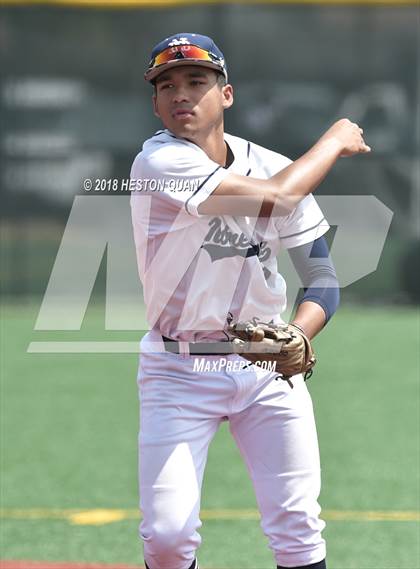 Thumbnail 2 in Etiwanda vs Notre Dame (SO) (Boras Classic - South) photogallery.