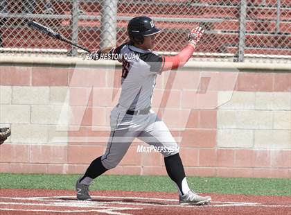 Thumbnail 2 in Etiwanda vs Notre Dame (SO) (Boras Classic - South) photogallery.
