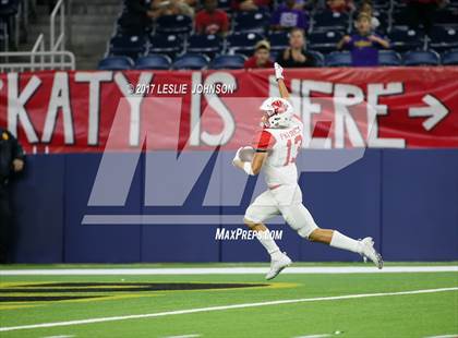 Thumbnail 3 in Atascocita vs. Katy (UIL 6A D1 Regional Semifinal) photogallery.