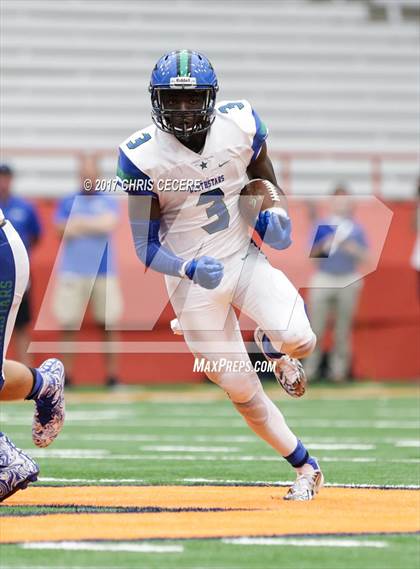 Thumbnail 2 in Cicero-North Syracuse vs. Fairport (Kickoff Classic) photogallery.