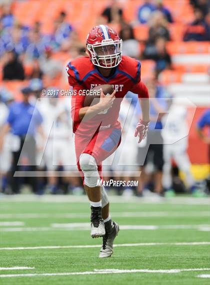 Thumbnail 1 in Cicero-North Syracuse vs. Fairport (Kickoff Classic) photogallery.