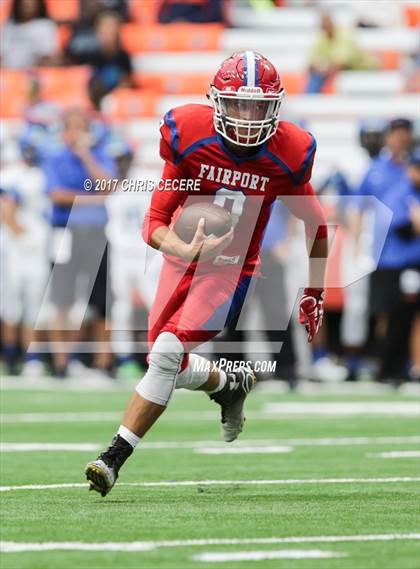 Thumbnail 3 in Cicero-North Syracuse vs. Fairport (Kickoff Classic) photogallery.