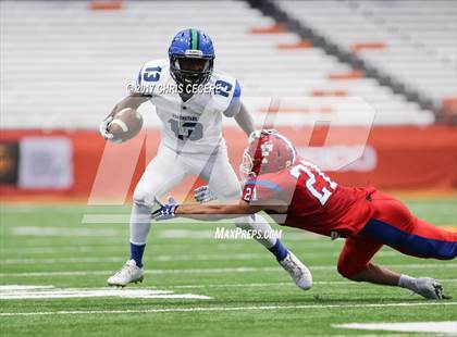 Thumbnail 3 in Cicero-North Syracuse vs. Fairport (Kickoff Classic) photogallery.