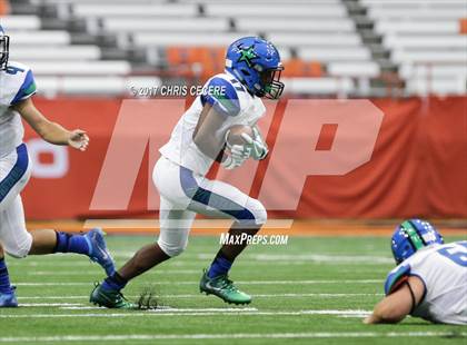 Thumbnail 1 in Cicero-North Syracuse vs. Fairport (Kickoff Classic) photogallery.