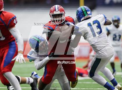 Thumbnail 3 in Cicero-North Syracuse vs. Fairport (Kickoff Classic) photogallery.