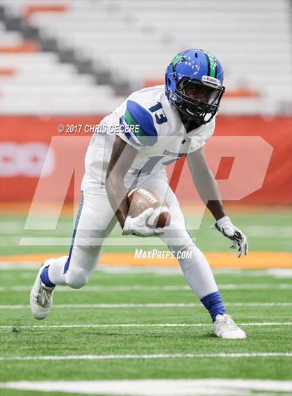 Thumbnail 3 in Cicero-North Syracuse vs. Fairport (Kickoff Classic) photogallery.