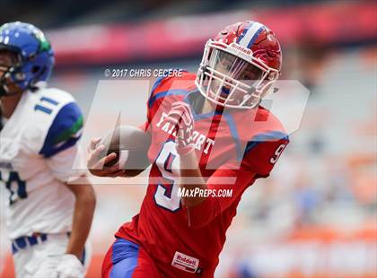 Thumbnail 2 in Cicero-North Syracuse vs. Fairport (Kickoff Classic) photogallery.