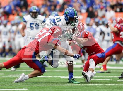 Thumbnail 3 in Cicero-North Syracuse vs. Fairport (Kickoff Classic) photogallery.