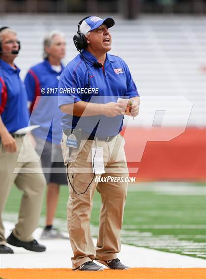 Thumbnail 3 in Cicero-North Syracuse vs. Fairport (Kickoff Classic) photogallery.
