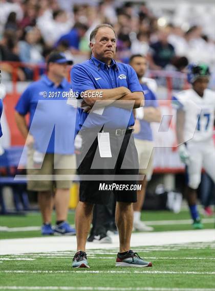 Thumbnail 1 in Cicero-North Syracuse vs. Fairport (Kickoff Classic) photogallery.