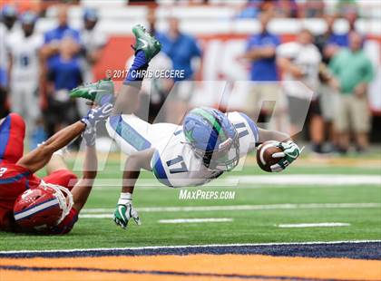 Thumbnail 3 in Cicero-North Syracuse vs. Fairport (Kickoff Classic) photogallery.