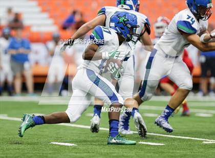 Thumbnail 1 in Cicero-North Syracuse vs. Fairport (Kickoff Classic) photogallery.