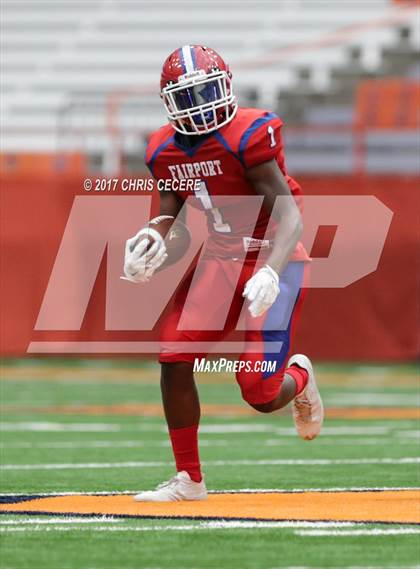 Thumbnail 1 in Cicero-North Syracuse vs. Fairport (Kickoff Classic) photogallery.