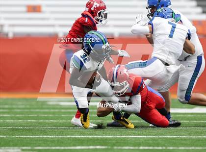Thumbnail 3 in Cicero-North Syracuse vs. Fairport (Kickoff Classic) photogallery.