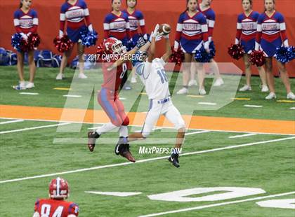 Thumbnail 2 in Cicero-North Syracuse vs. Fairport (Kickoff Classic) photogallery.