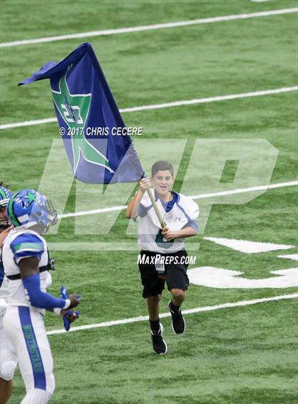 Thumbnail 2 in Cicero-North Syracuse vs. Fairport (Kickoff Classic) photogallery.