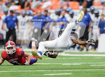 Thumbnail 2 in Cicero-North Syracuse vs. Fairport (Kickoff Classic) photogallery.
