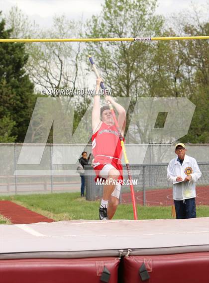 Thumbnail 3 in Art Madric Hall of Fame Invitational photogallery.